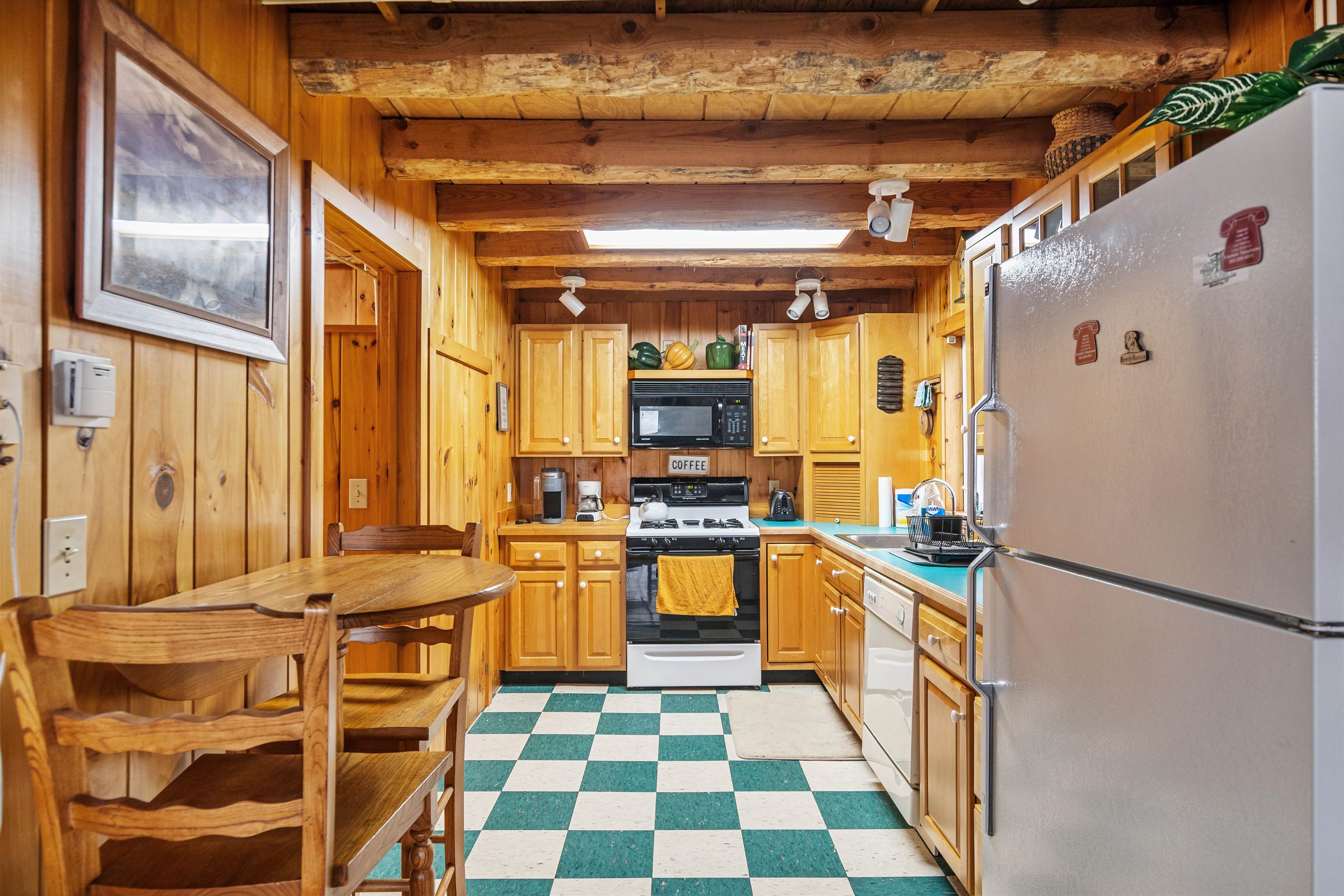 32 Dewing Road Franklin, VT 05457 - Photo 3 of 53