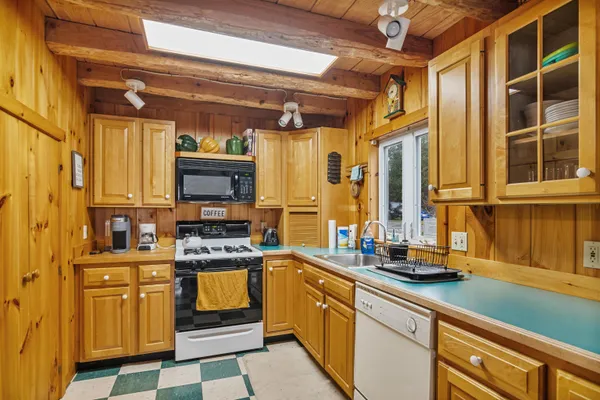 $389,000 | 32 Dewing Road, Franklin, VT 05457