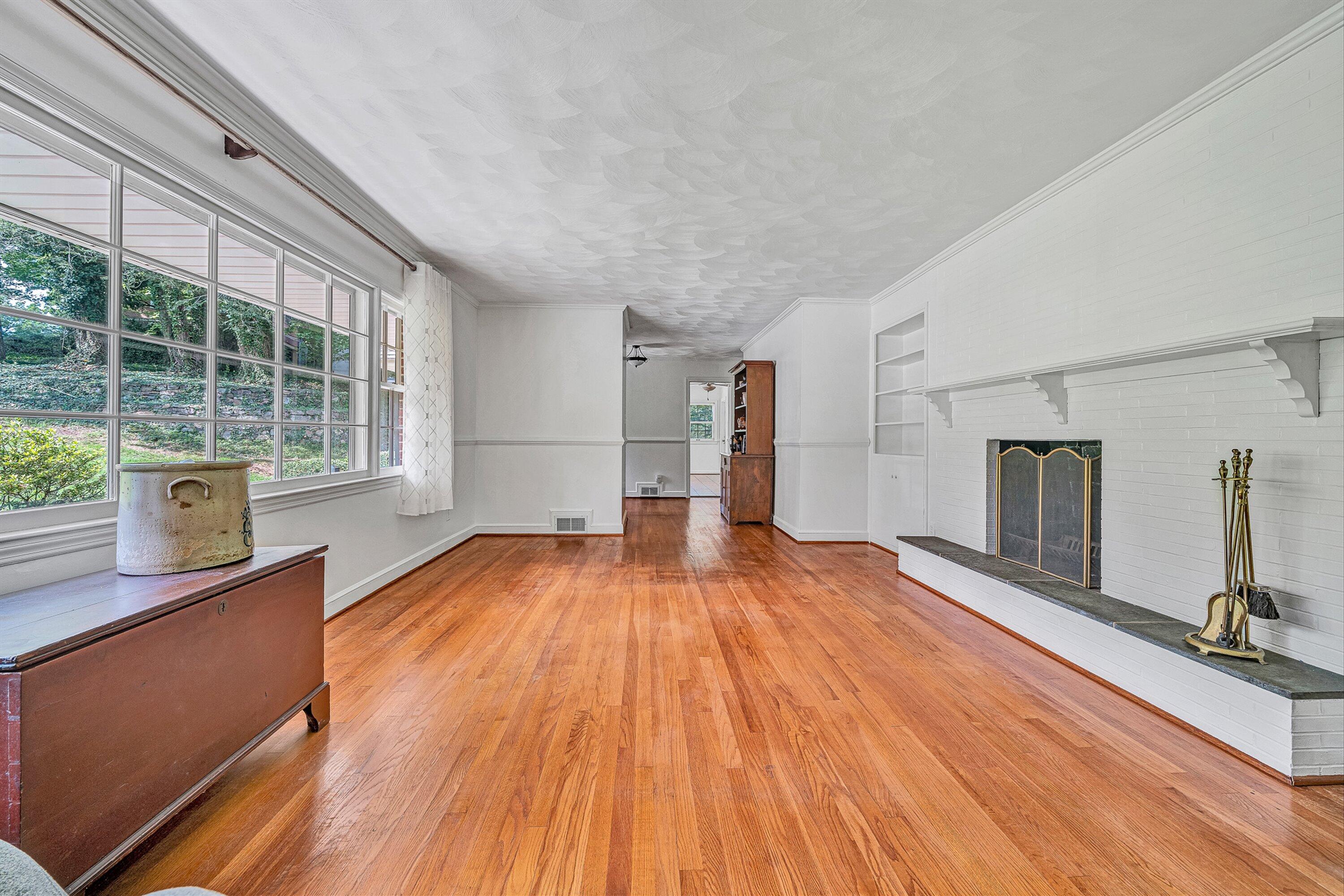 3227 Mud Lick Road Southwest Roanoke, VA 24018 - Photo 7 of 29 08-VM-08673
