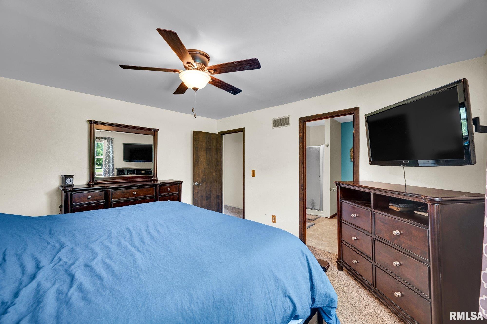 308 North Main Street Henderson, IL 61439 - Photo 37 of 43