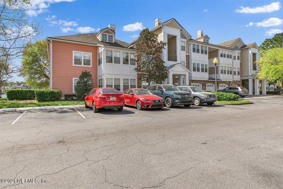 01-Exterior Front