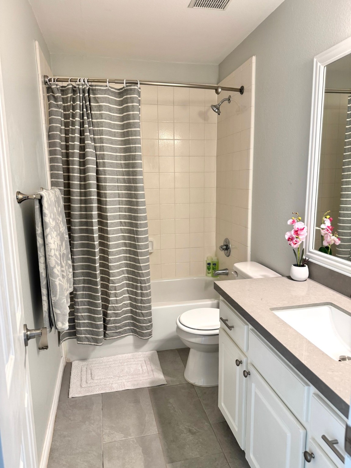 8603 Malardcrest Drive Humble, TX 77346 - Photo 18 of 21 a bathroom with a sink toilet and shower
