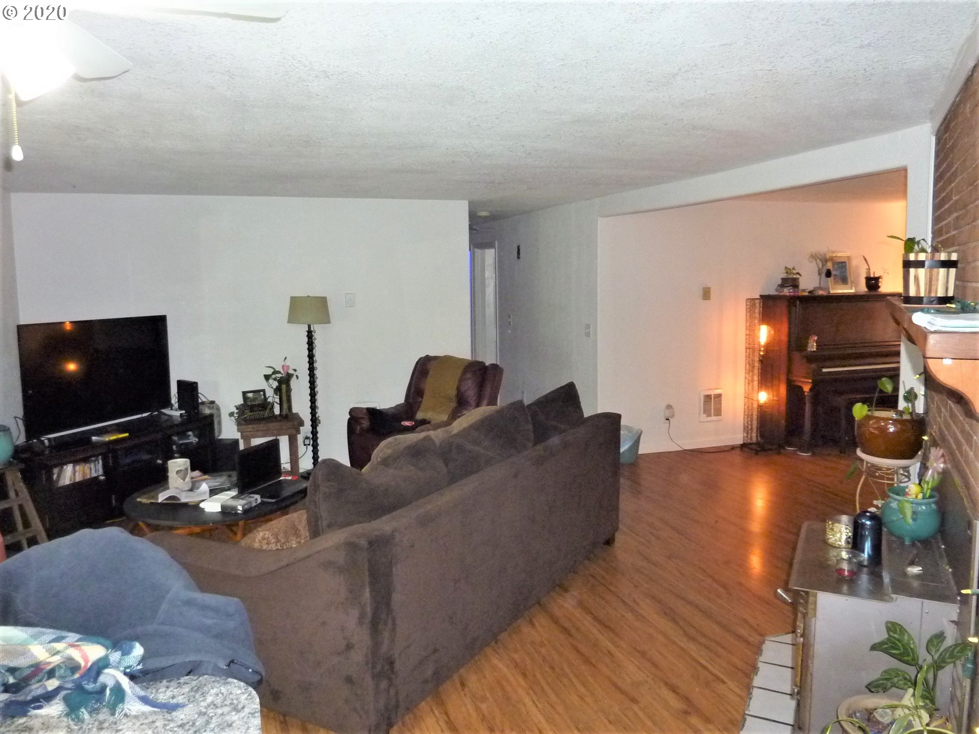 885 North 55th Street Springfield, OR 97478 - Photo 16 of 23