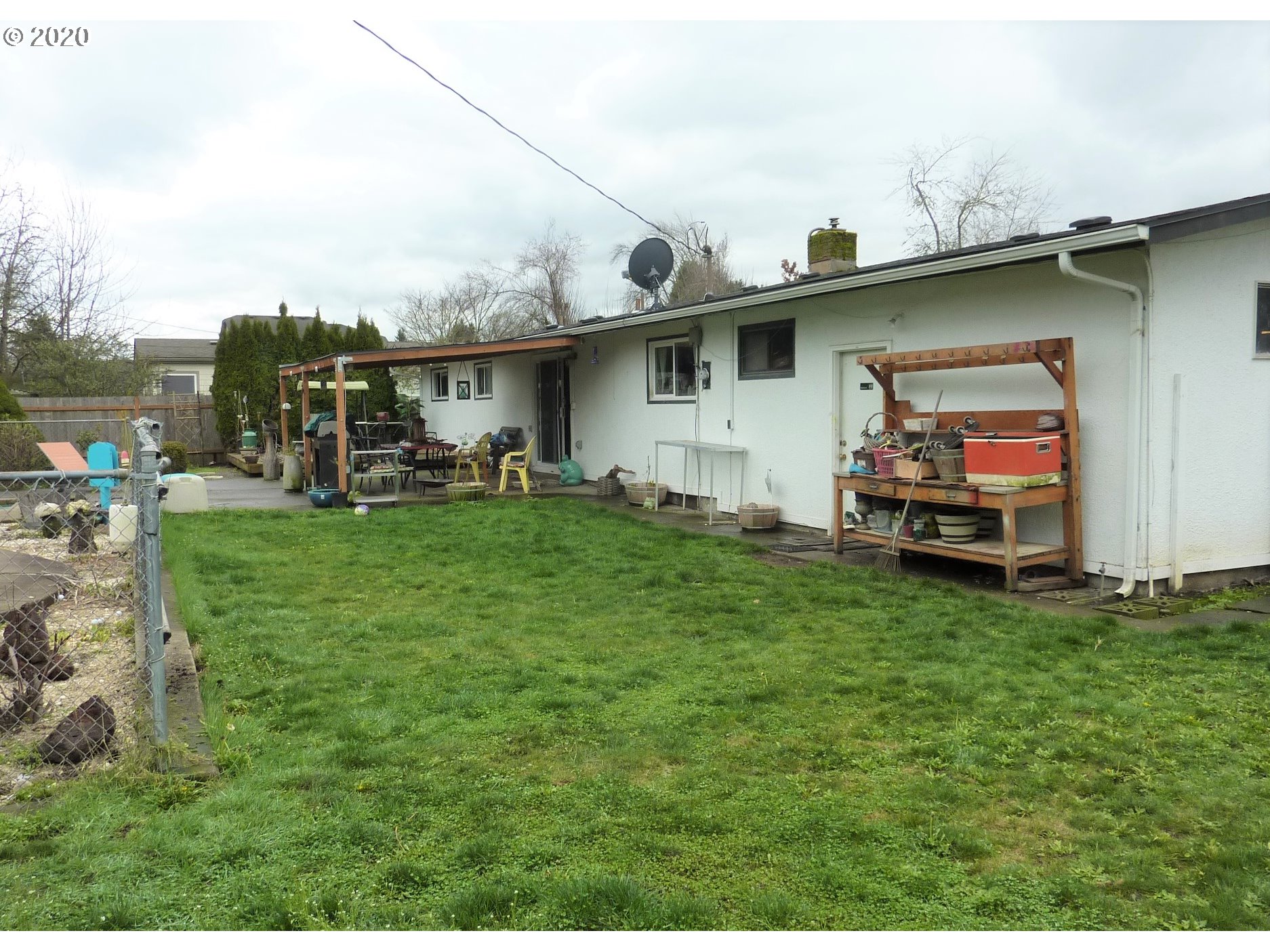 885 North 55th Street Springfield, OR 97478 - Photo 20 of 23