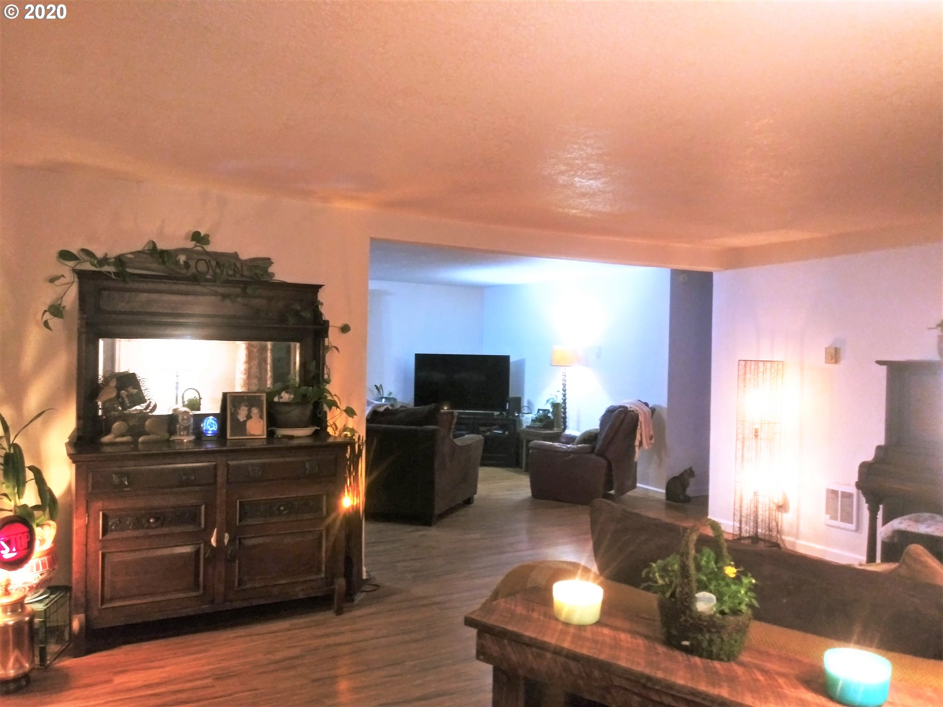 885 North 55th Street Springfield, OR 97478 - Photo 4 of 23
