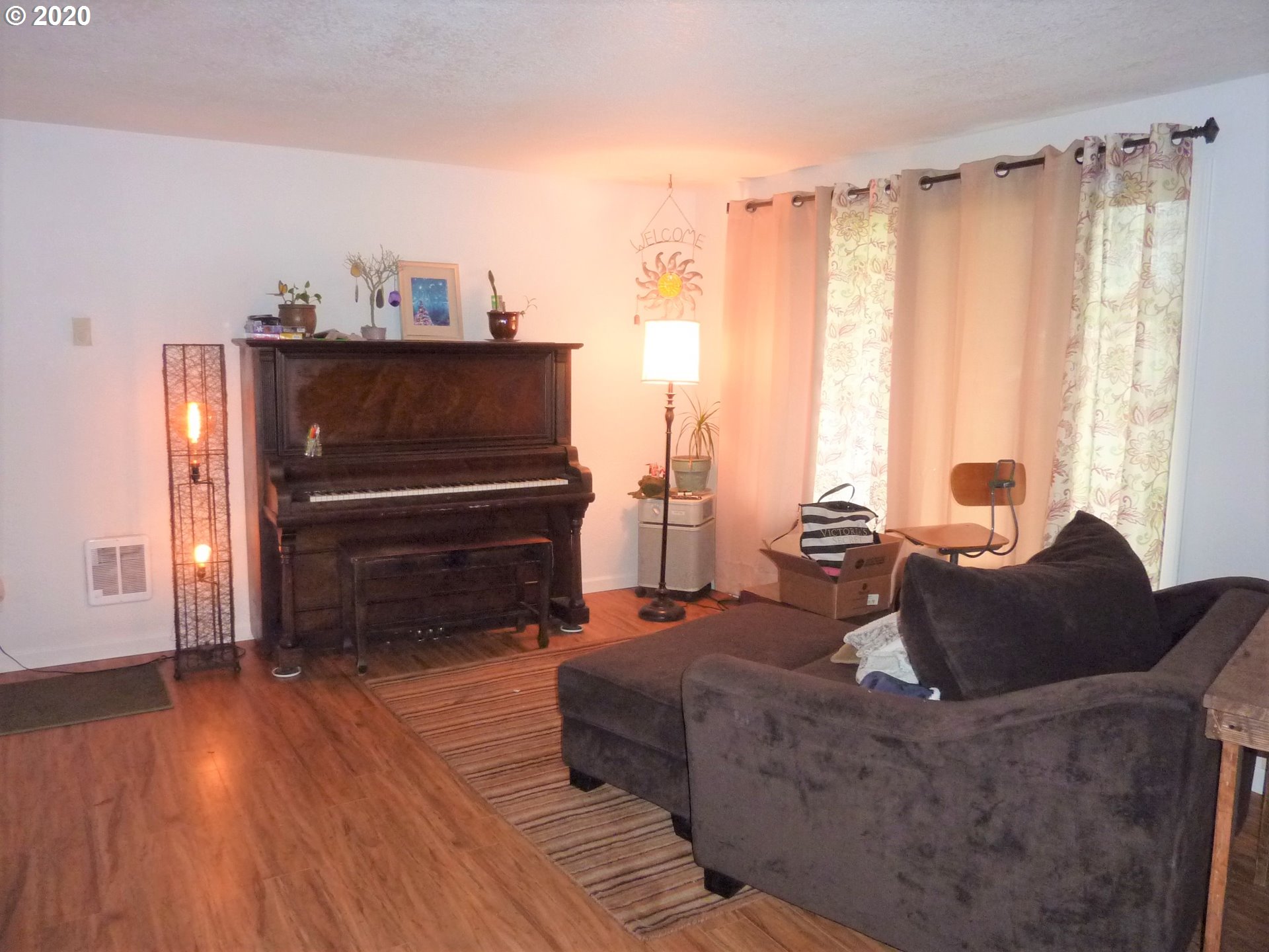 885 North 55th Street Springfield, OR 97478 - Photo 6 of 23