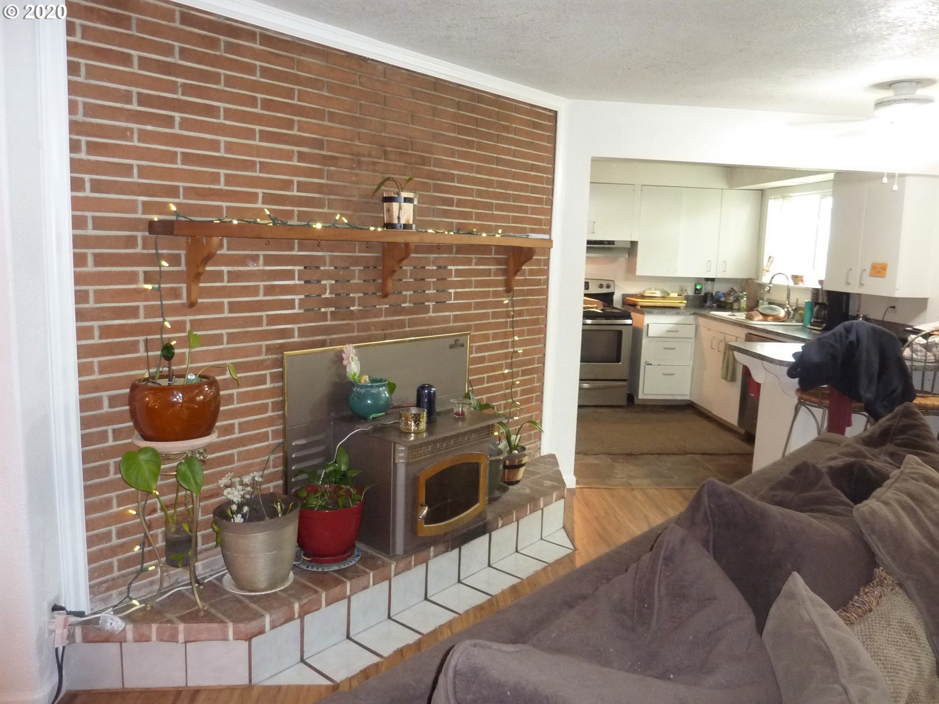 885 North 55th Street Springfield, OR 97478 - Photo 10 of 23