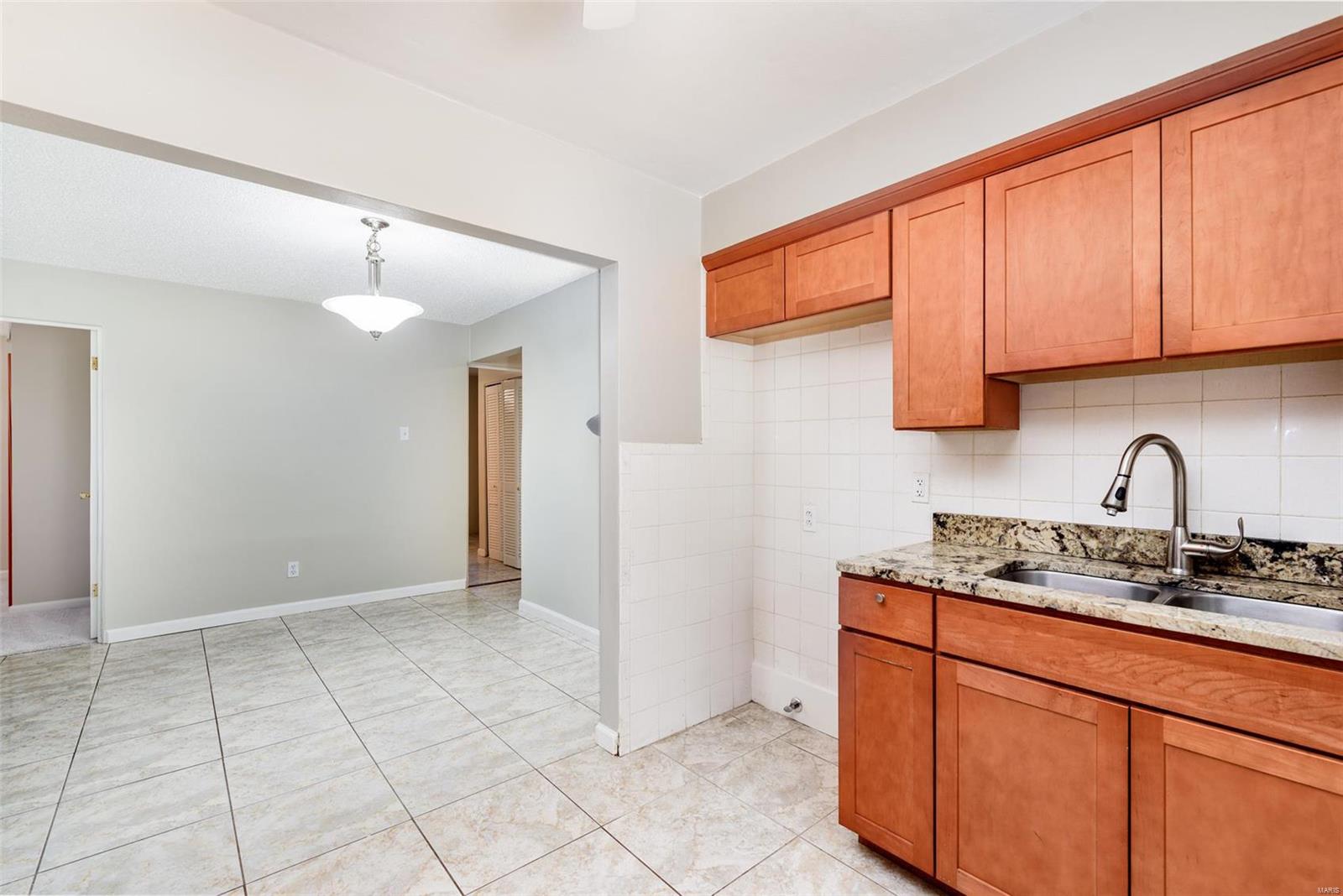2105 Brown Road St. Louis, MO 63114 - Photo 13 of 28 Gallery Image 13