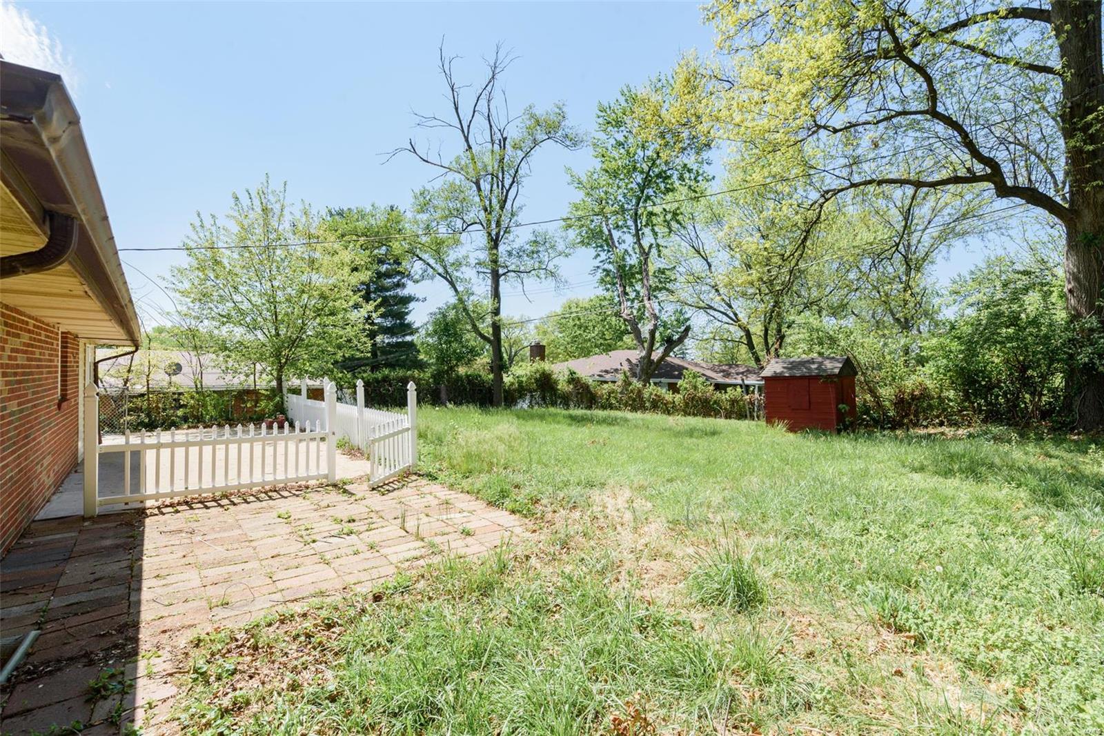 2105 Brown Road St. Louis, MO 63114 - Photo 26 of 28 Gallery Image 26