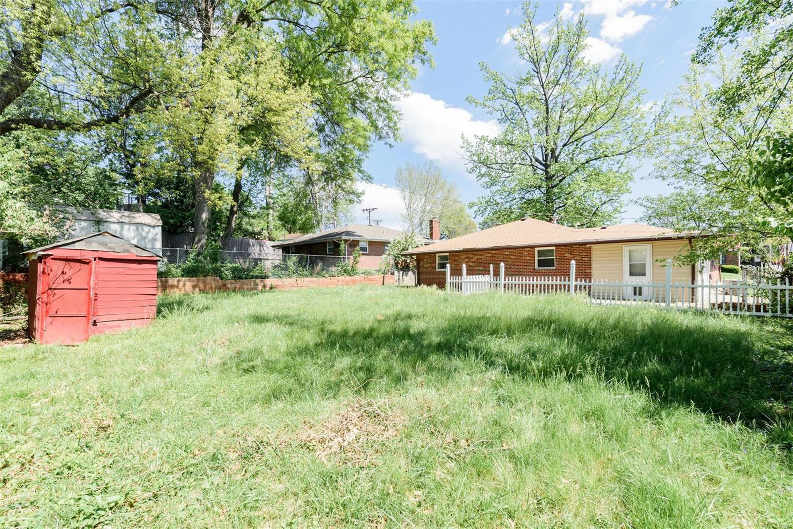 2105 Brown Road St. Louis, MO 63114 - Photo 27 of 28 Gallery Image 27