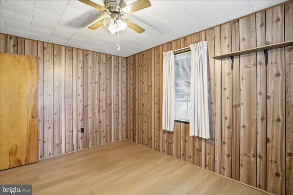 $215,000 | 13 South Woodlawn Avenue, La Vale, MD 21502