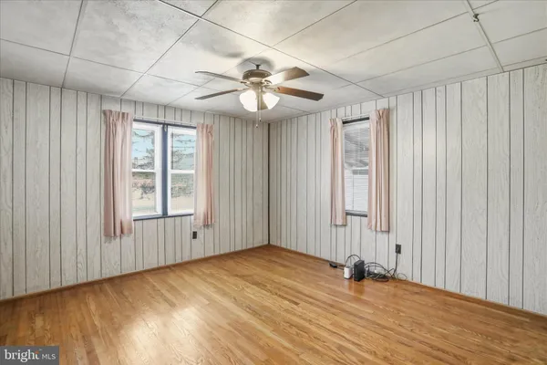 $215,000 | 13 South Woodlawn Avenue, La Vale, MD 21502