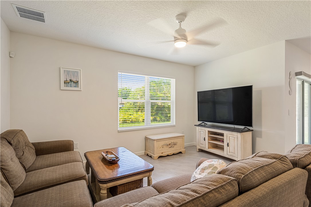 471 Midvale Terrace Sebastian, FL 32958 - Photo 7 of 23 Gallery Image 7