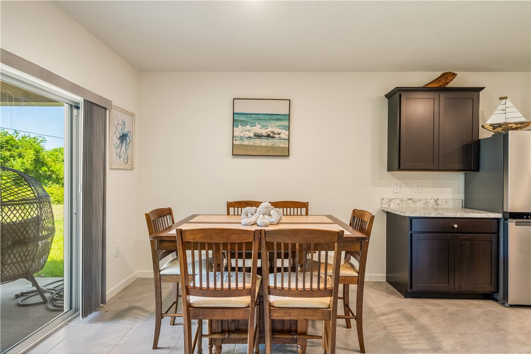 471 Midvale Terrace Sebastian, FL 32958 - Photo 8 of 23 Gallery Image 8
