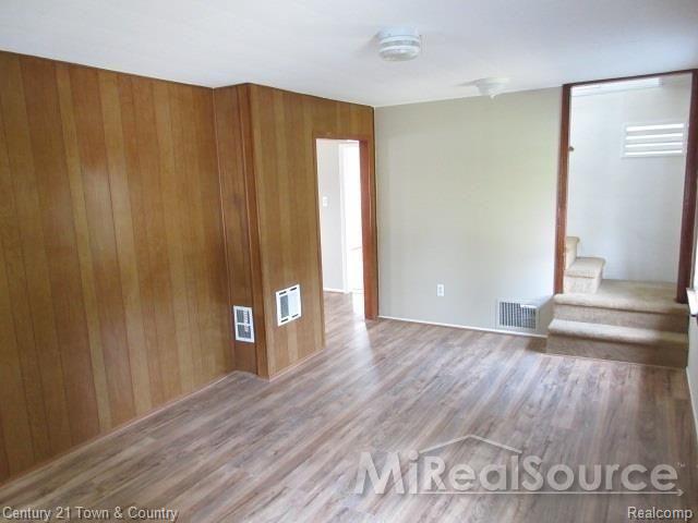 20850 29 Mile Road Ray, MI 48096 - Photo 5 of 17 31266574-4.jpg