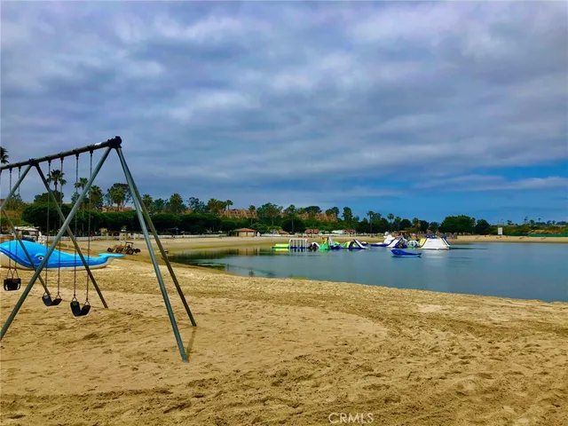 $895,000 | 20 Saratoga, Newport Beach, CA 92660