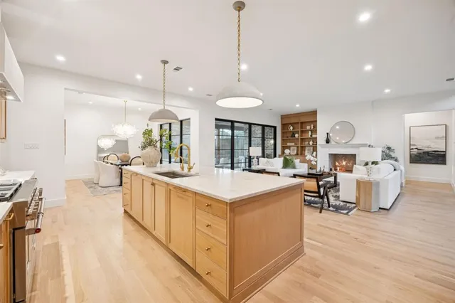 $1,899,000 | 9305 Lynbrook Drive, Dallas, TX 75238