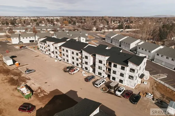 $269,000 | 796 East Sunnyside Road, Unit 203, Idaho Falls, ID 83404