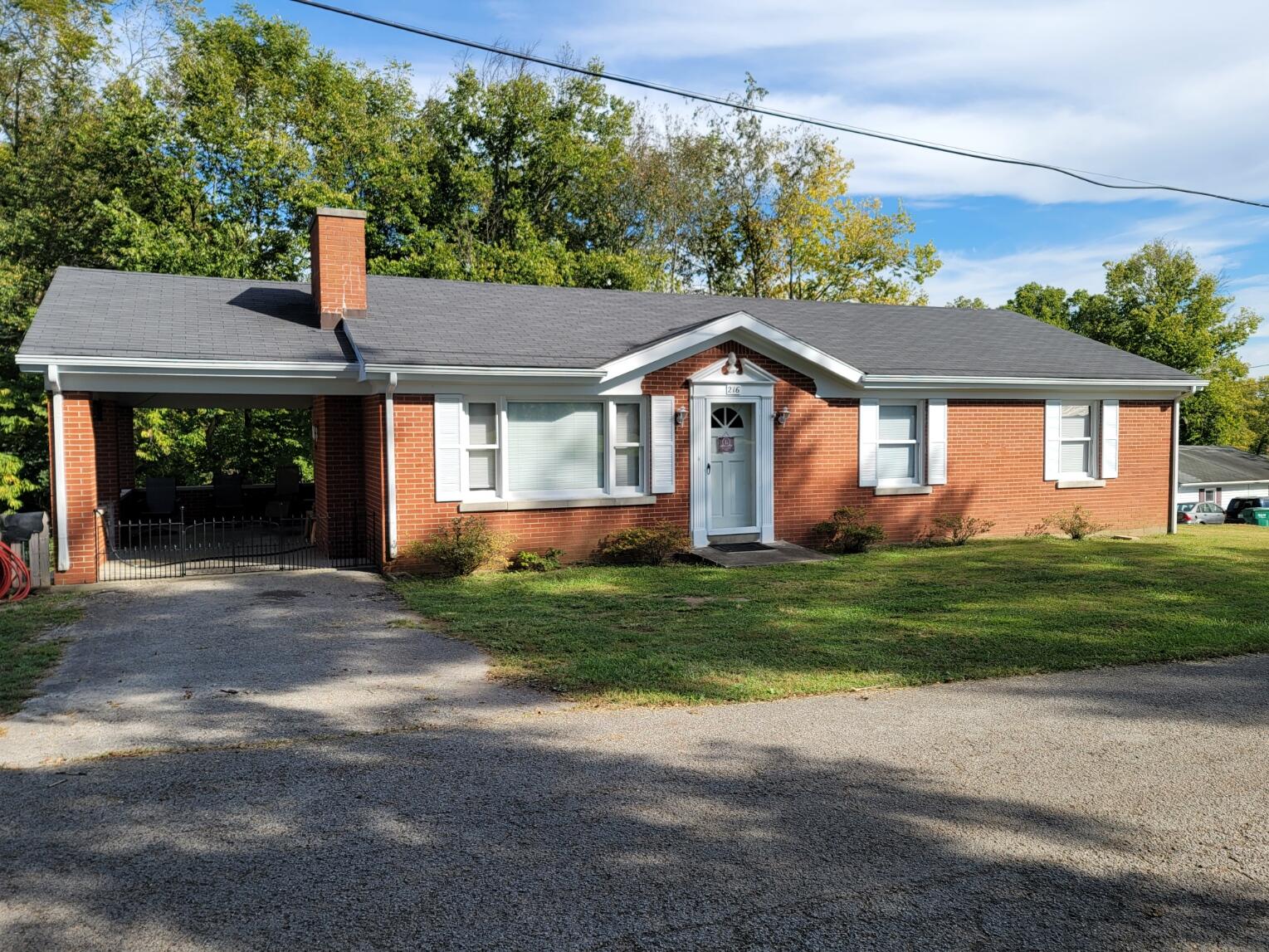 216 South Jackson Street Perryville, KY 40468 - Photo 1 of 9 20211001_160404