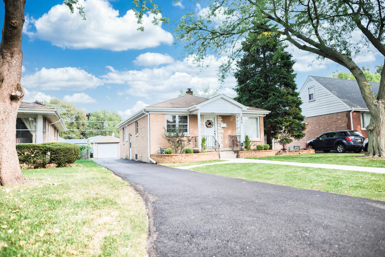 239 Iroquois Road Hillside, IL 60162 - Photo 2 of 22