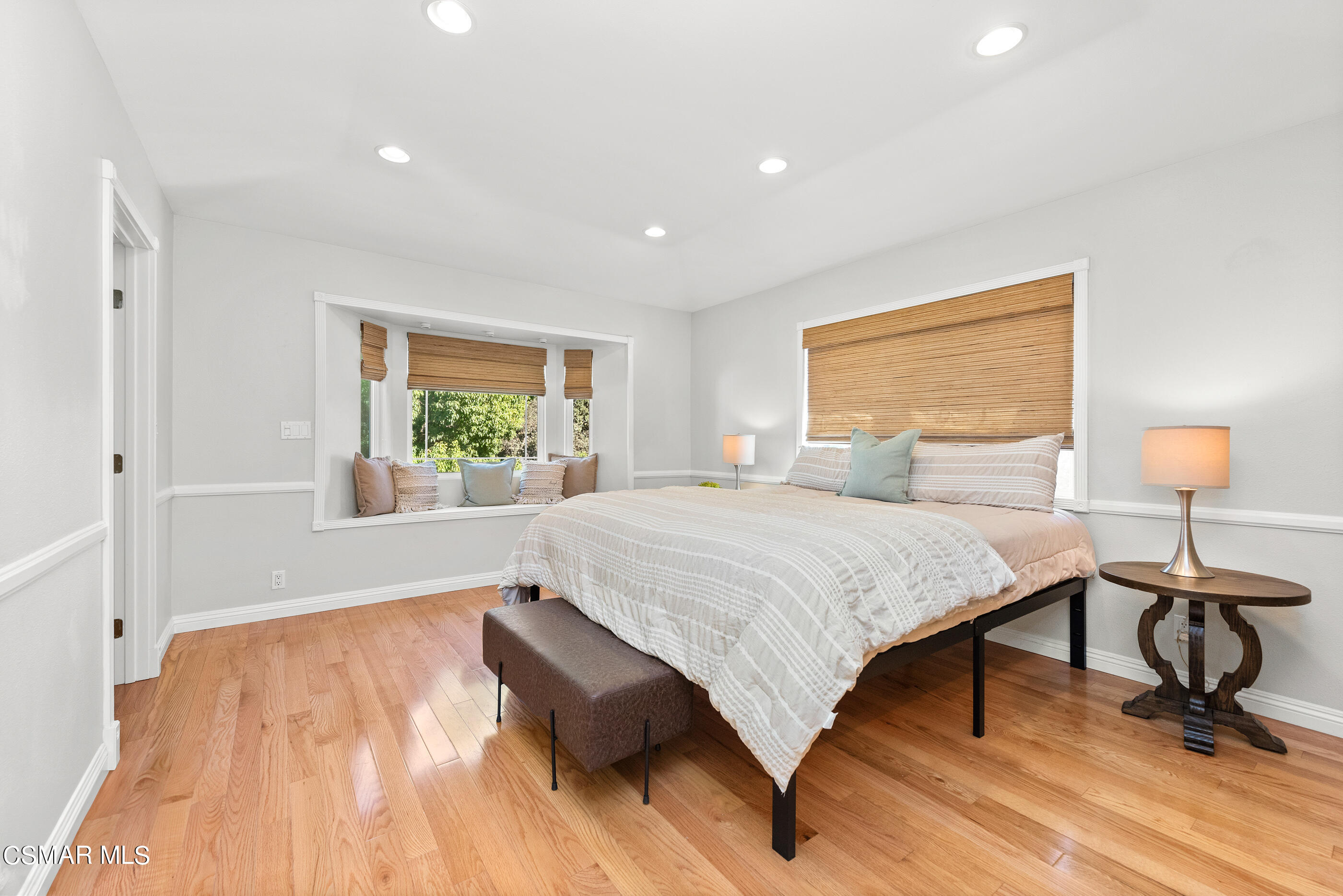 608 Hodencamp Road Thousand Oaks, CA 91360 - Photo 4 of 24 a bedroom with a bed and a window