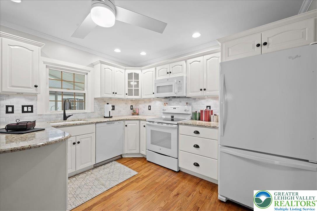 3349 Brodhead Road Bethlehem, PA 18020 - Photo 23 of 61 Kitchen