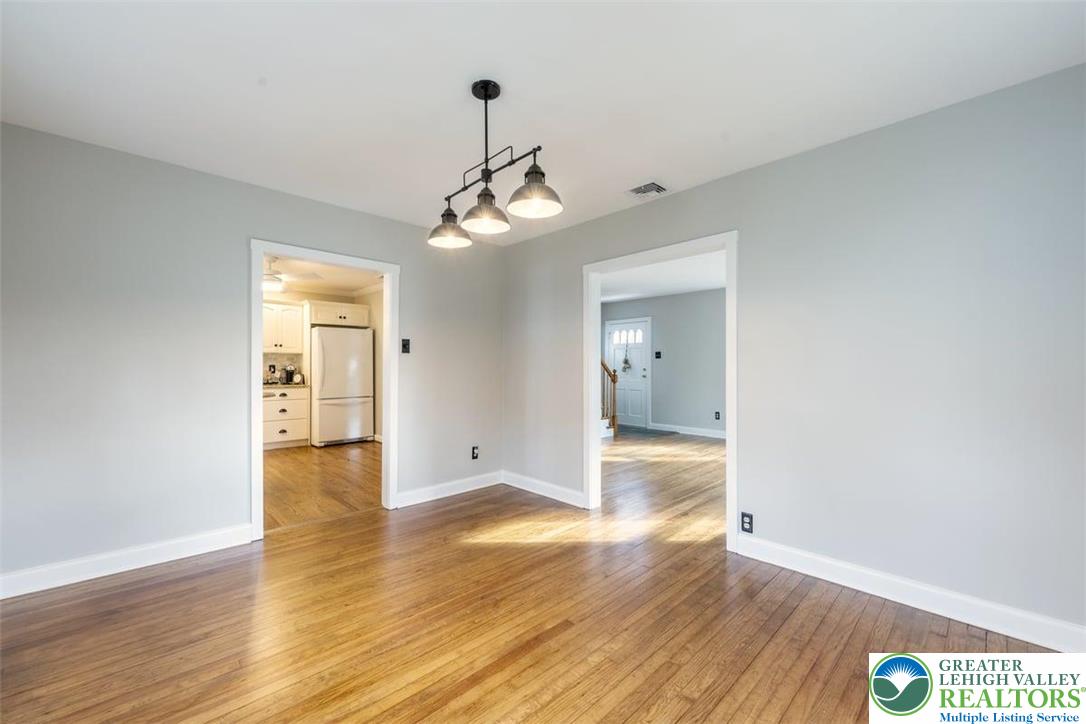 3349 Brodhead Road Bethlehem, PA 18020 - Photo 27 of 61 Dining Room