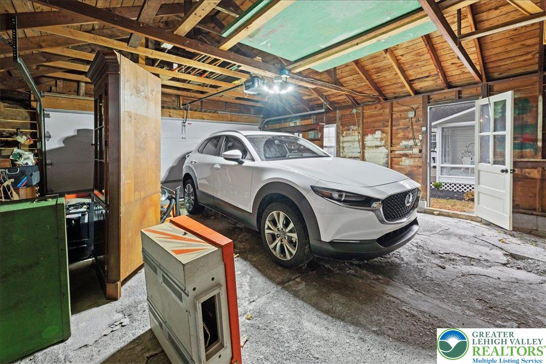 3349 Brodhead Road Bethlehem, PA 18020 - Photo 59 of 61 Garage