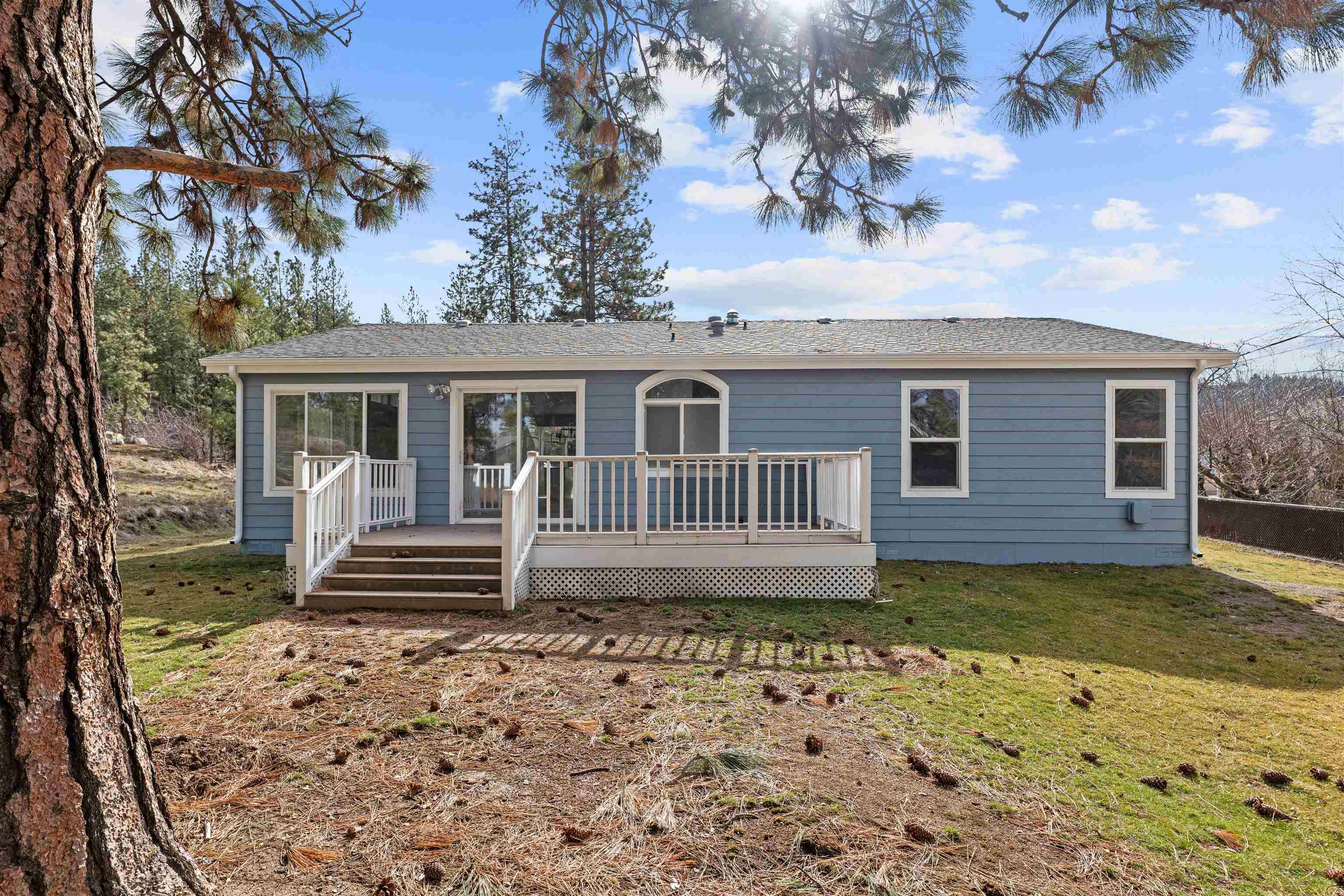 810 South Center Road Spokane Valley, WA 99212 - Photo 24 of 32