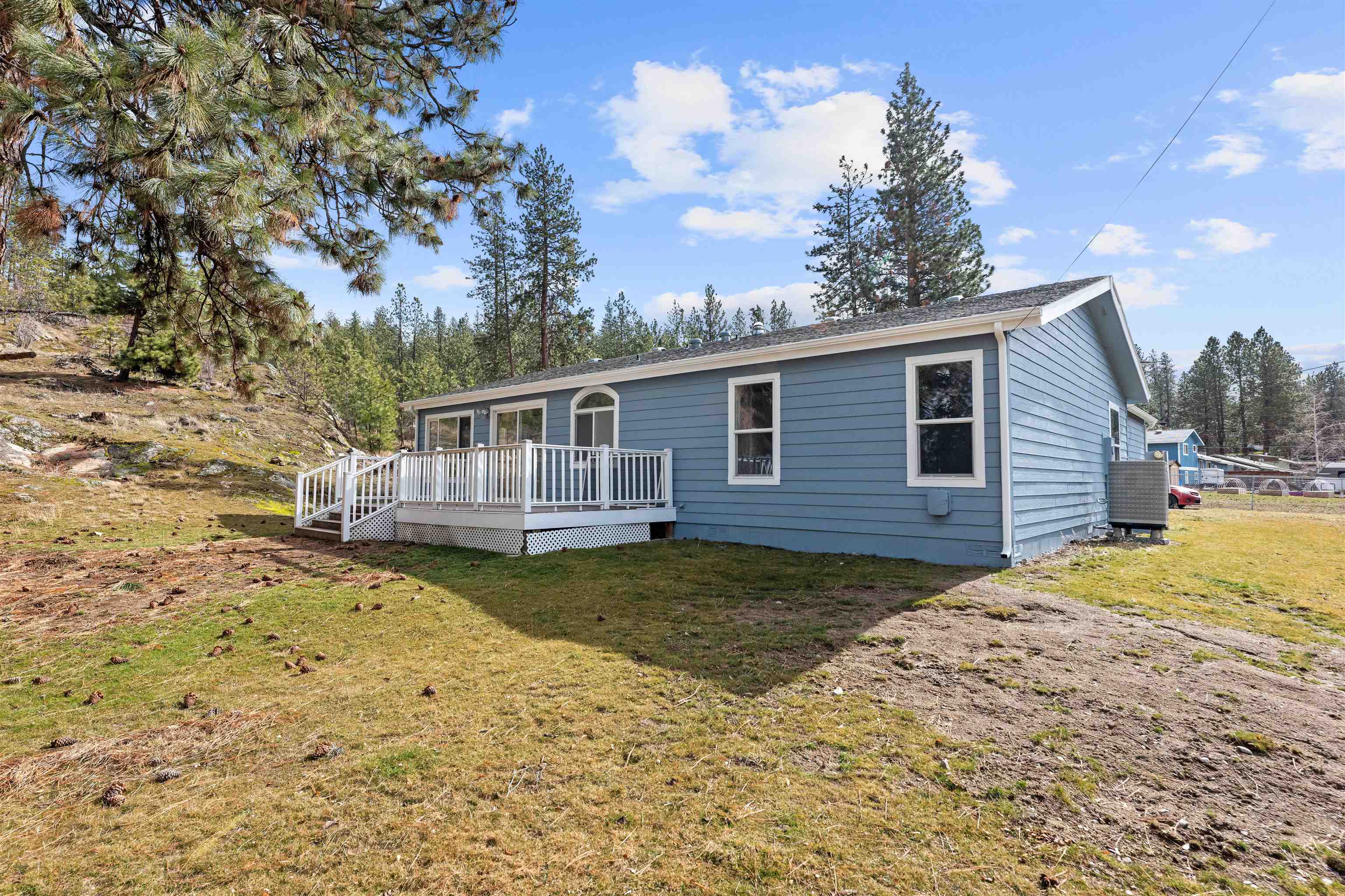 810 South Center Road Spokane Valley, WA 99212 - Photo 25 of 32