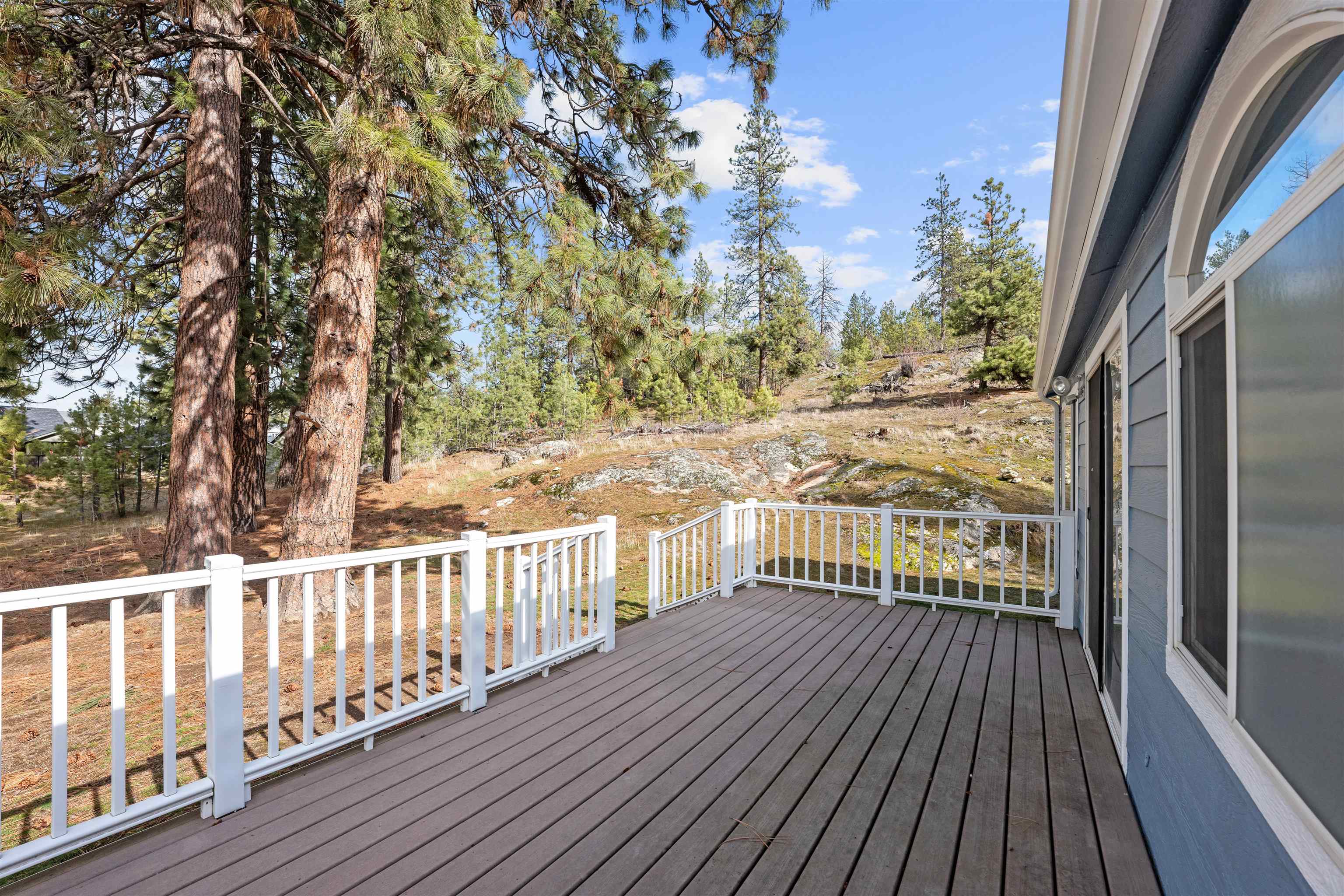 810 South Center Road Spokane Valley, WA 99212 - Photo 31 of 32