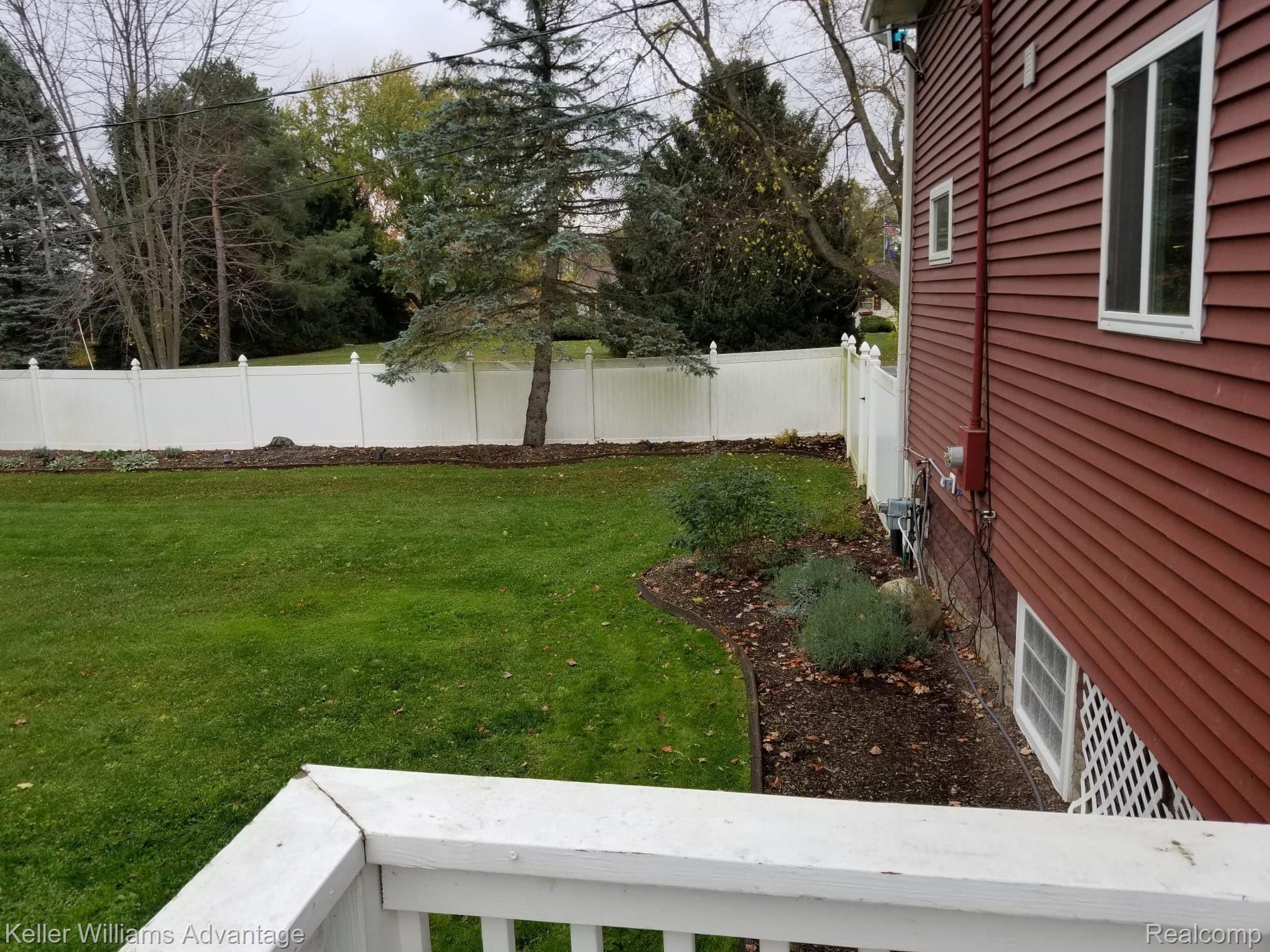 10997 East Prior Road Durand, MI 48429 - Photo 3 of 66 Back from deck
