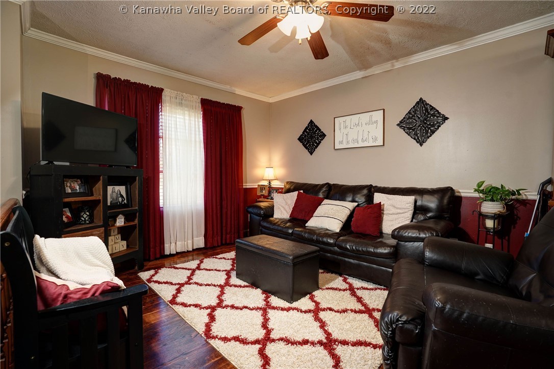 117 Casto Road Charleston, WV 25313 - Photo 4 of 23 Gallery Image 4