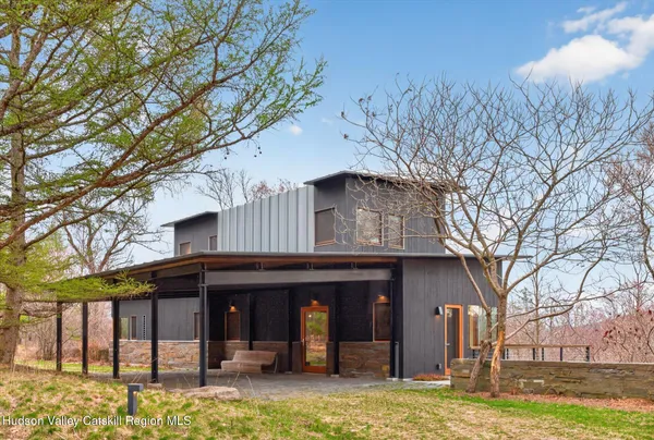 $4,900,000 | 125 Valley View Way, Willow, NY 12495