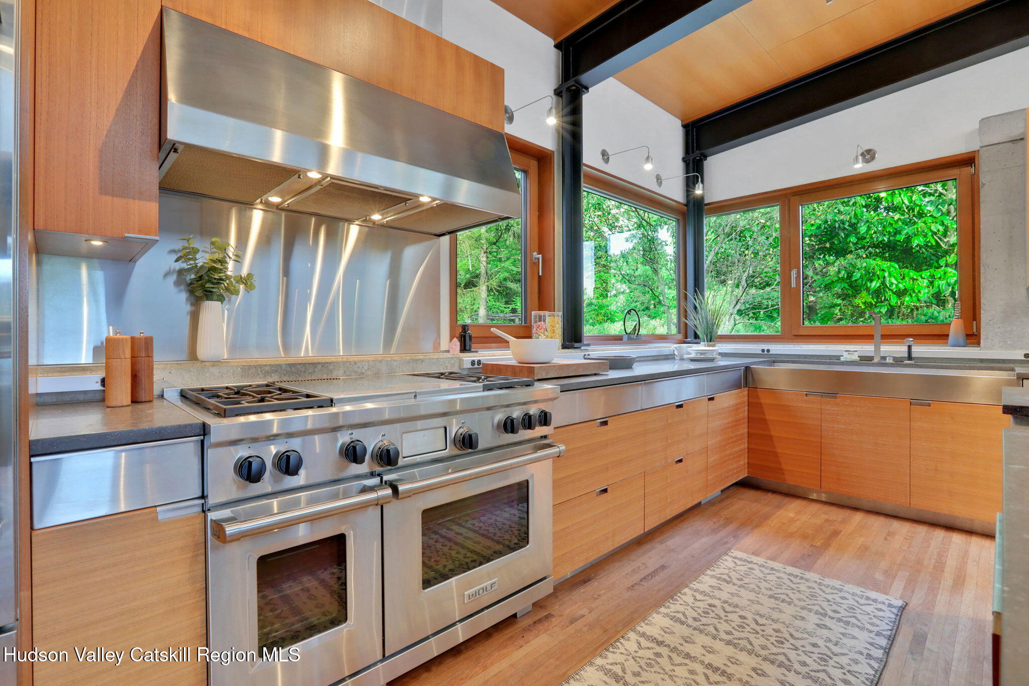 125 Valley View Way Willow, NY 12495 - Photo 11 of 103 85-web-or-mls-297A6911