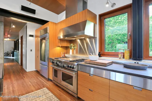 $6,700,000 | 125 Valley View Way, Willow, NY 12495