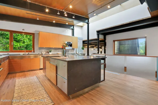 $6,700,000 | 125 Valley View Way, Willow, NY 12495