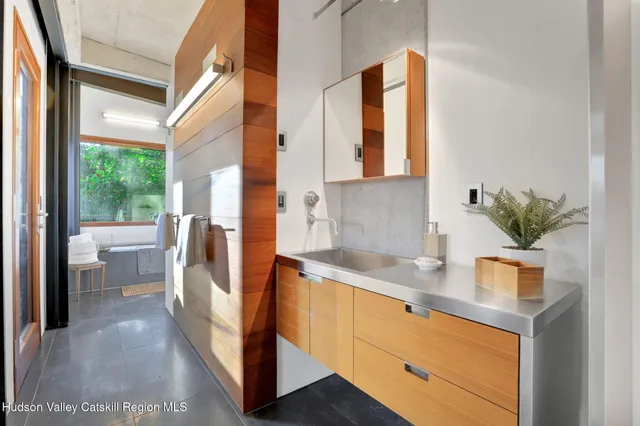 $6,700,000 | 125 Valley View Way, Willow, NY 12495