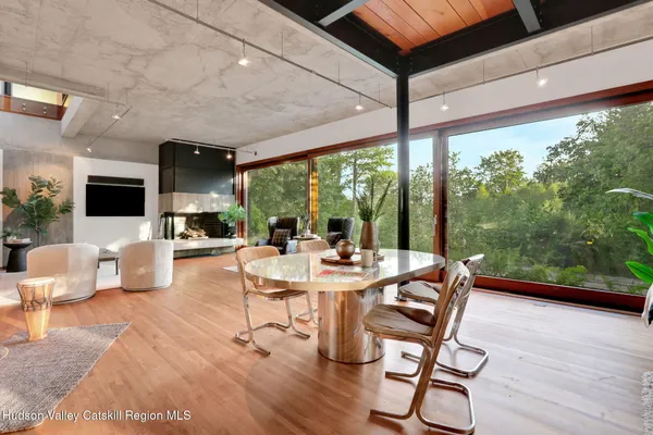 $6,700,000 | 125 Valley View Way, Willow, NY 12495