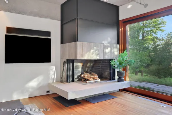 $6,700,000 | 125 Valley View Way, Willow, NY 12495