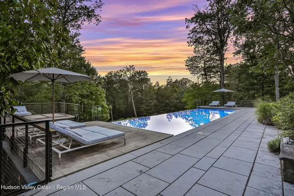 $4,900,000 | 125 Valley View Way, Willow, NY 12495