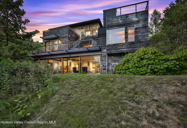 $6,700,000 | 125 Valley View Way, Willow, NY 12495