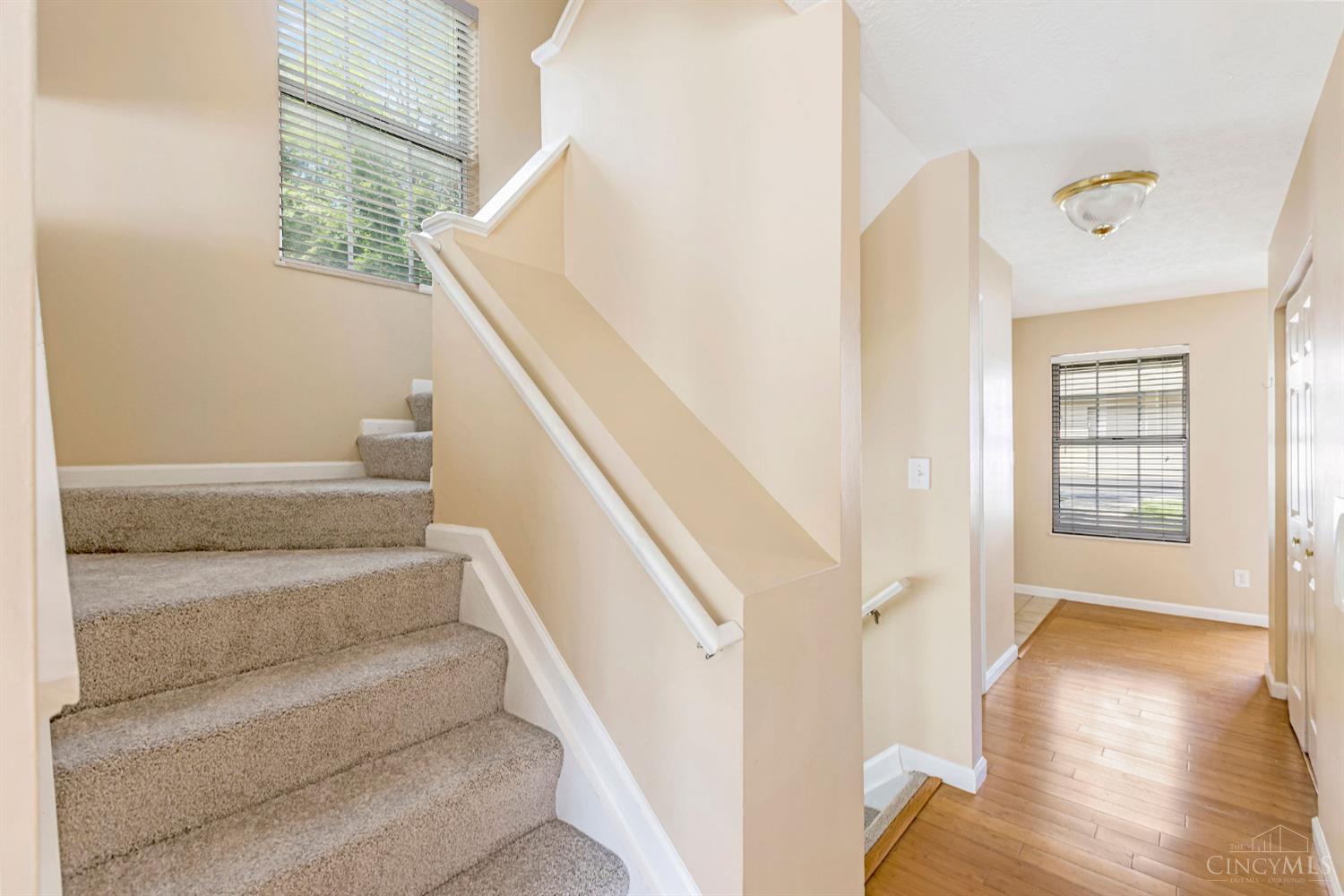 10555 Montgomery Road, Unit 77 Montgomery, OH 45242 - Photo 6 of 54