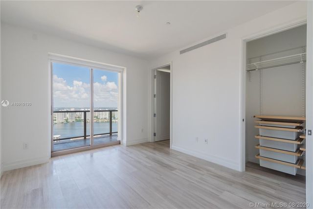 $5,150,000 | 17749 Collins Avenue, Unit 3802, Sunny Isles Beach, FL 33160