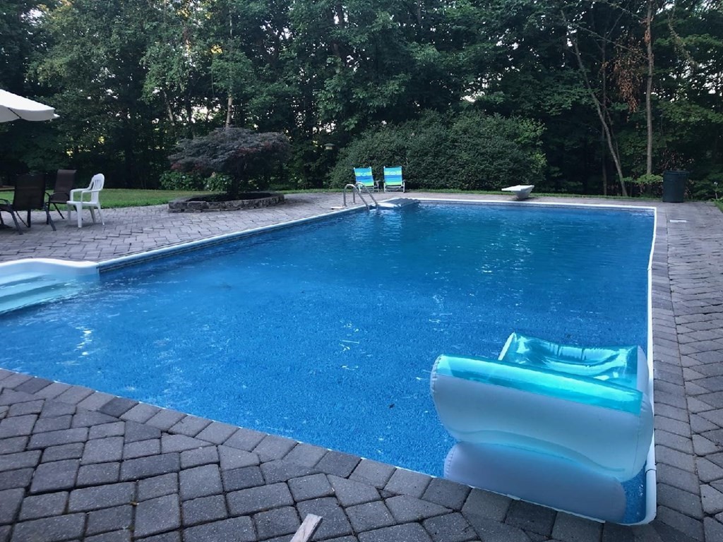 54 Old Farm Road Sturbridge, MA 01566 - Photo 40 of 40 Gallery Image 40