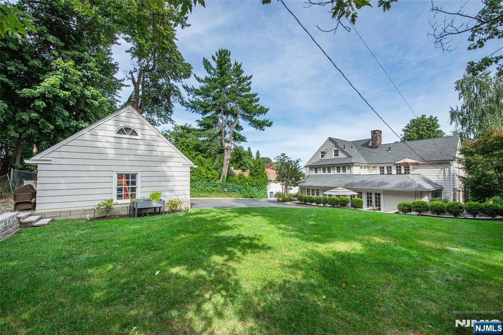 486 Ridgewood Avenue Glen Ridge, NJ 07028 - Photo 44 of 46 Gallery Image 44