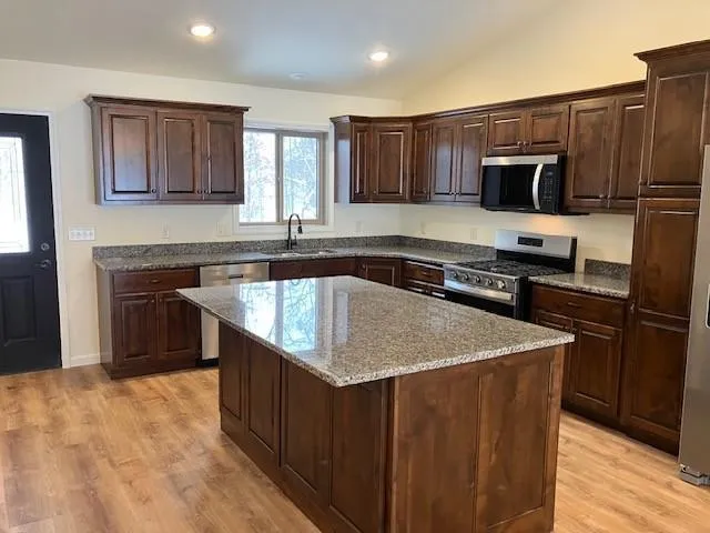 $455,000 | 31041 Spring Loop, Pequot Lakes, MN 56472