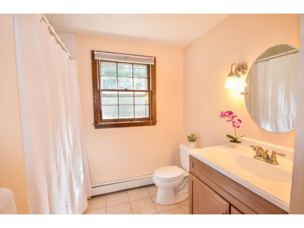 3 Aaron Way Litchfield, NH 03052 - Photo 12 of 20 Gallery Image 12