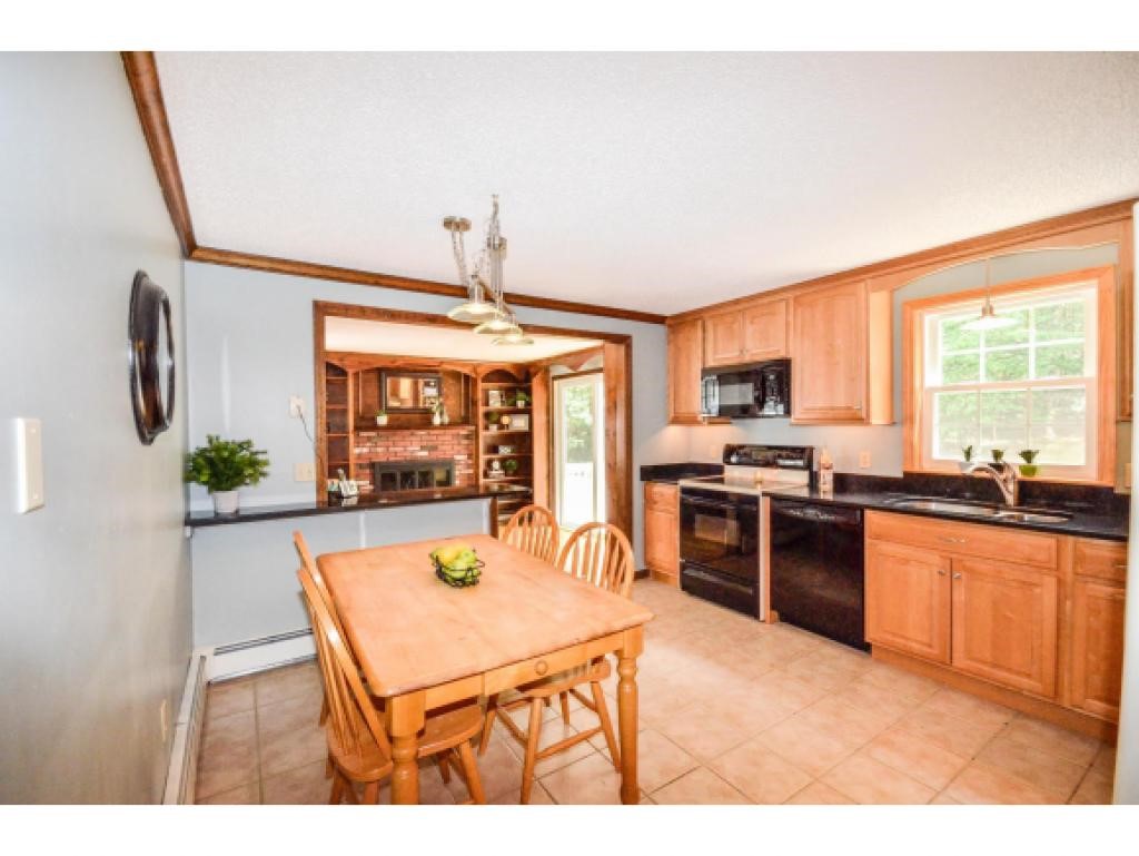 3 Aaron Way Litchfield, NH 03052 - Photo 10 of 20 Gallery Image 10