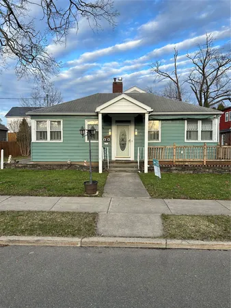$2,700 | 74 Matthews Street, Binghamton, NY 13905